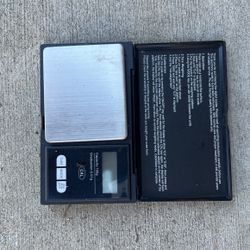 Pocket Scale