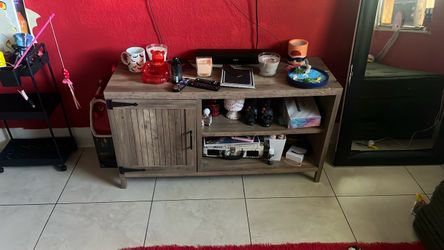 Tv stand