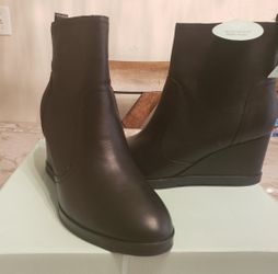 Black Boots
