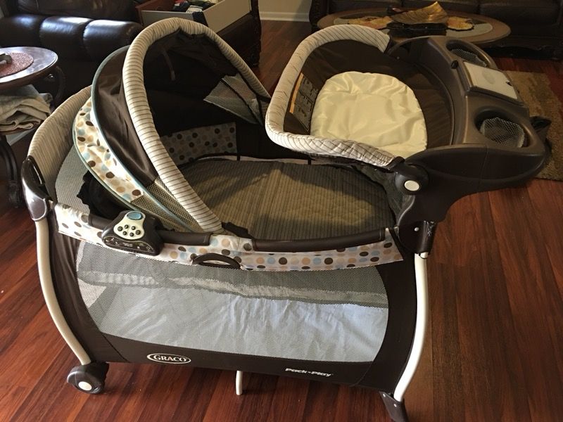 Graco playpen