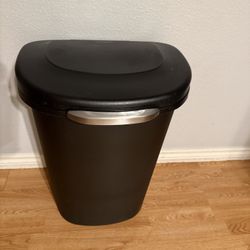 Trash can.