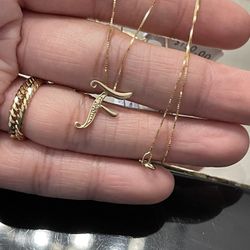 18k Gold Necklace 