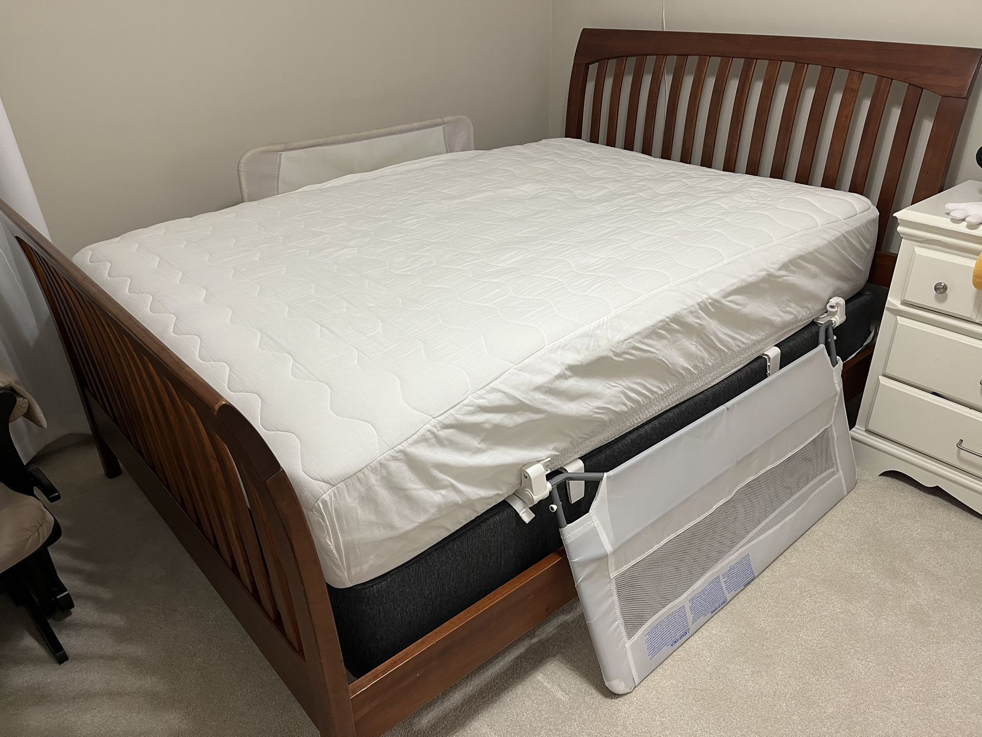 Ethan Allen Full Size Sleigh Bed