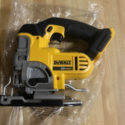 Dewalt 20v Jigsaw tool only 140 firm new 