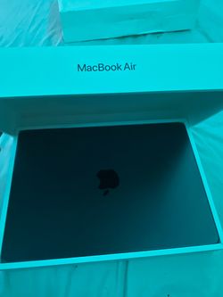 New Mac Book Air 13 inch