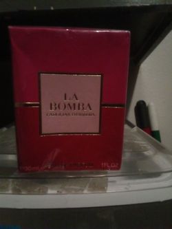 La Bomba by Carolina Herrera