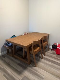 Wood Dining Table with 2 Chairs and Bench