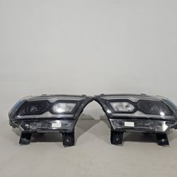 Dodge Durango Left And Right Headlight 2021 2022 2023 2024 2025