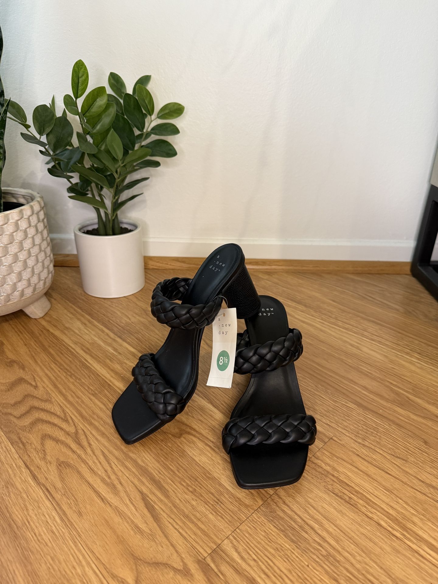 NWT | 8.5 Black “A New Day” Basil Mule Block Braided Heels (Pacific Beach)