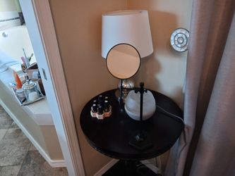 Cosmetic Mirror for Shaving or Cosmetic Makeup Application.  Open To Offers👈😊