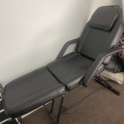 Massage Table / Tattoo Table