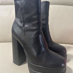 Black Boots