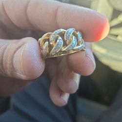 Gold Ring 