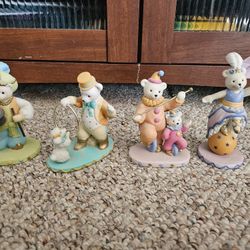 Avon 1993 Circus Bear Figurines