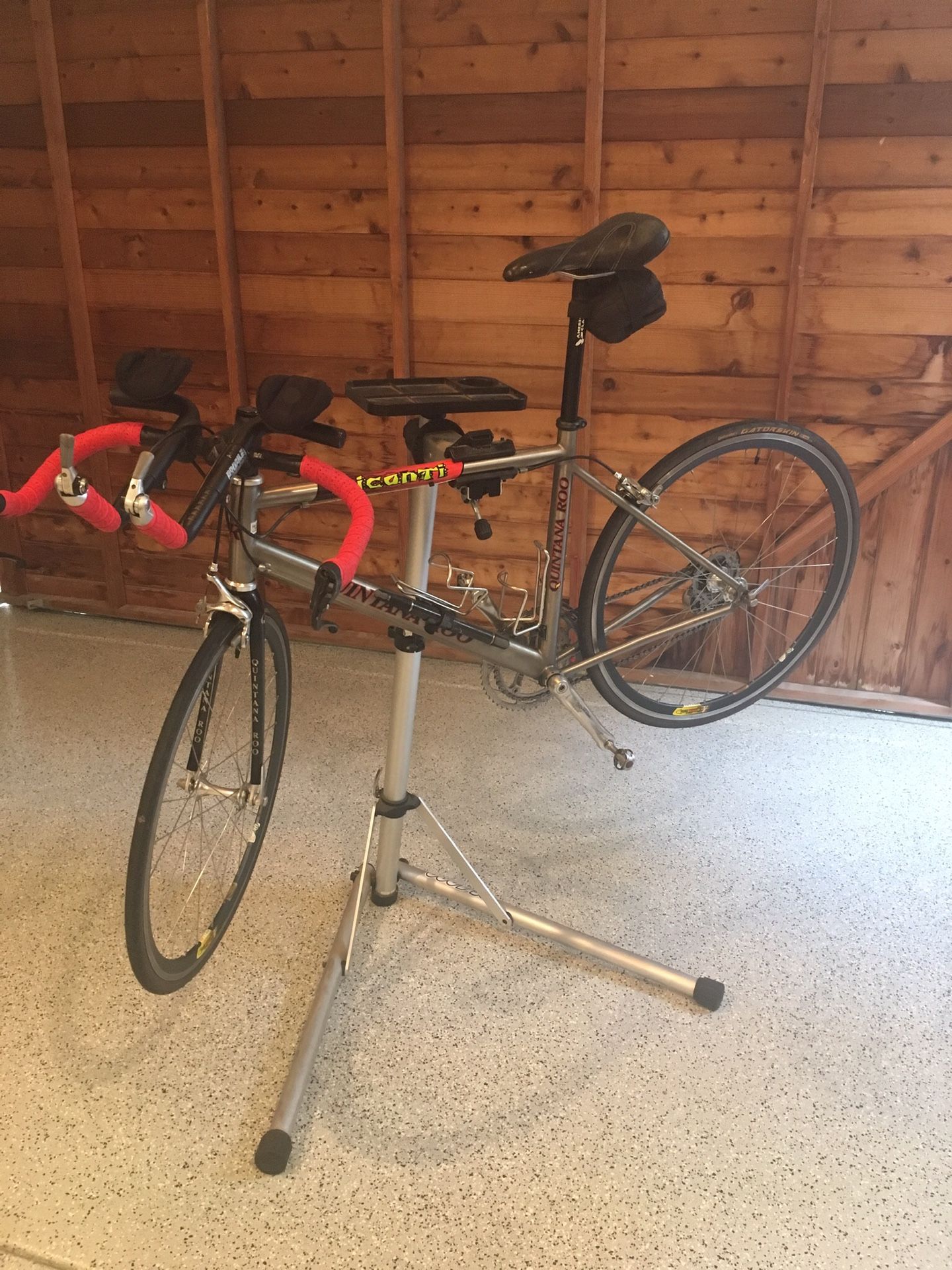 used bike maintenance stand