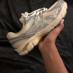 asics Lmk Size 9 Brand New 