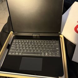 iPad Air Pro 12.9” Rechargeable Keyboard Case