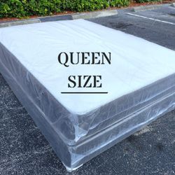 NEW QUEEN-SIZE MATTRESS & BOX SPRING - 2PC