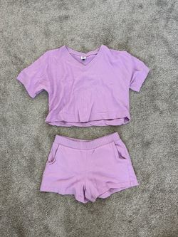 Cabi Short Set 6791 Breezy Sweatshirt & Shorts (Size L Top, Size M Bottoms)