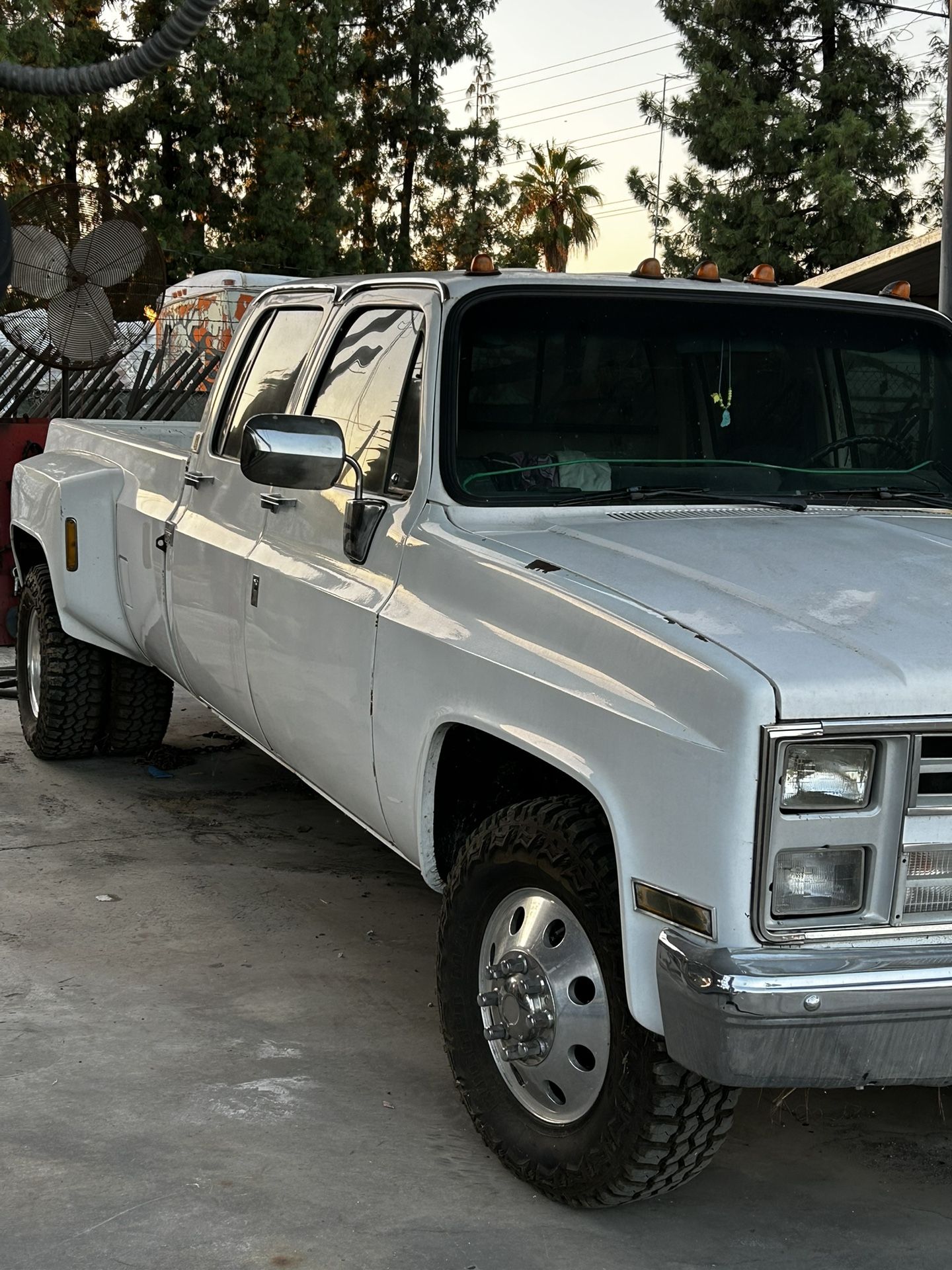 1985 Chevy 3500 Dually