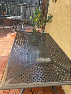 Hampton Bay Outdoor Dining Table