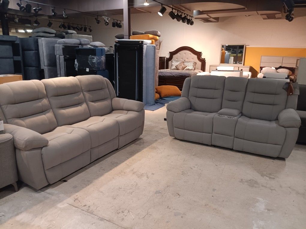 McCoy Sofa Love