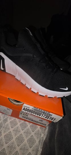 Nike Free Metcon 6
Men's size 10