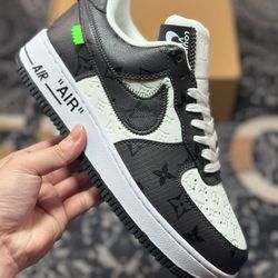 L.ouis Vuitton x Nike Air Force 1'07 LV8 Low BlackWhiteLV Monogram