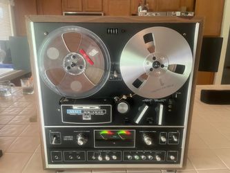 AKAI GX - 1820 stereo reel to reel/ eight track cartridge combination unit