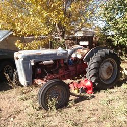 Allis Chambers Jubilee ,Ford Tractor