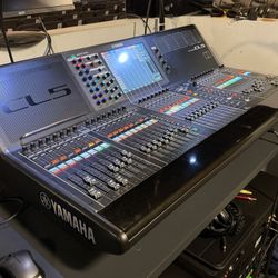 Yamaha CL5, Rio 3224, Ro8-D, Ri8-D,Dante 64Ch, Waves Card - Excellent Condition!