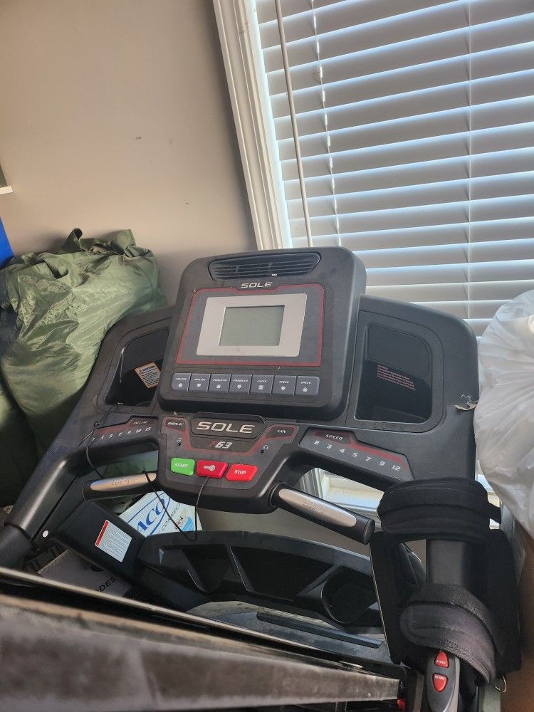SOLE Treadmill