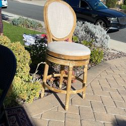 Swivel Counter Stool 