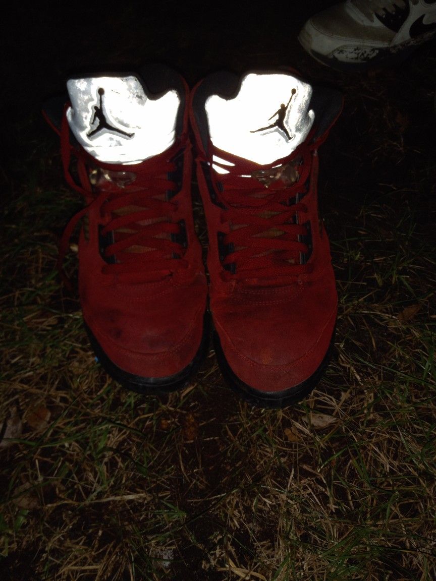 Retro 5 Raging Bull Jordans