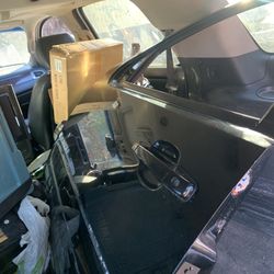 07-13 Yukon / Tahoe Front Driver Side Door 