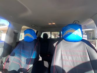 Chargers one size headrest cover