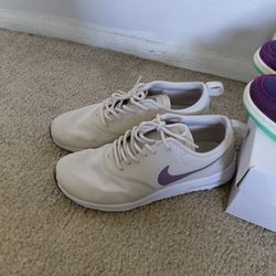 Size 7 Womens Read Entire Ad Only Meet Up Till 4pm NE Philly 