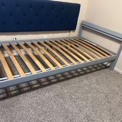 Twin bed gray color