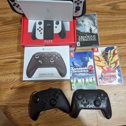 Video Game Bundle And Accessories 