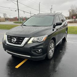 2018 Nissan Pathfinder