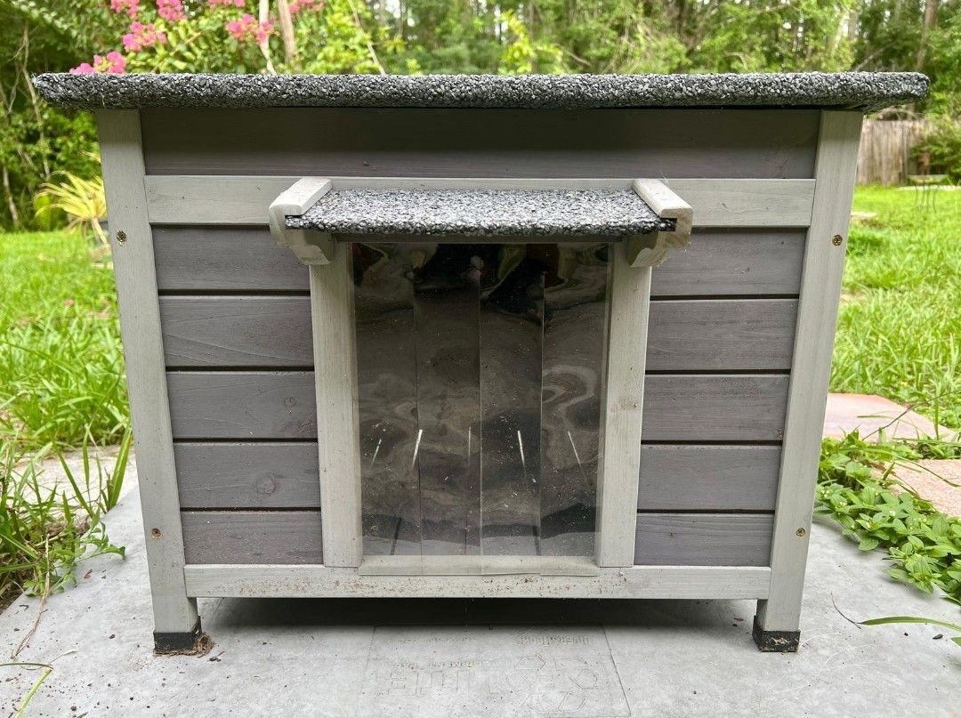 Dog/Cat House