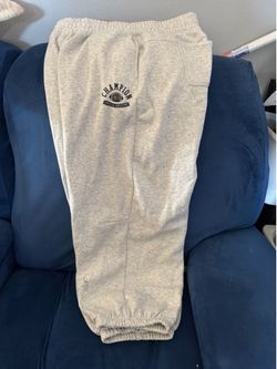 Champions Men’s Baggy Sweat Pants (size:XL)
