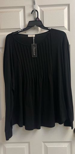 Brand new Ladies long sleeve flowy sweater size 3XL