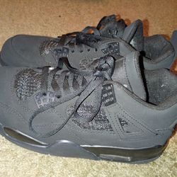 Jordan 4's Black Cat