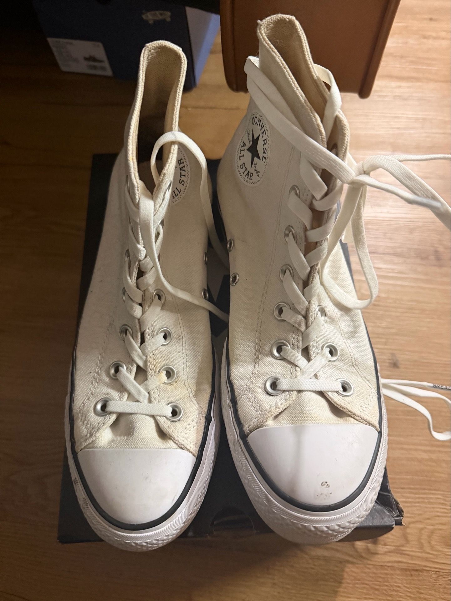 Converse women’s shoes