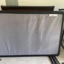 Box Spring w/ Cover (Queen)