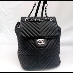 Pre-owned Black Backpack 