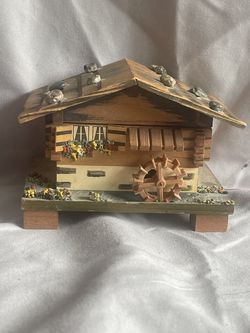 Vintage Swiss music box, emperor, waltz