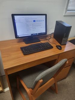 COMPLETE DESK WITH COMPUTER SET-UP (READ EVERYTHING)