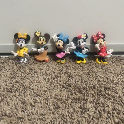 Collectible Minnie mouse toys five little figures